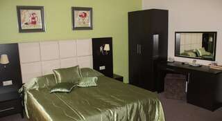 Гостиница Аврора Витязево Стандартный двухместный номер с 1 кроватью или 2 отдельными кроватями-4